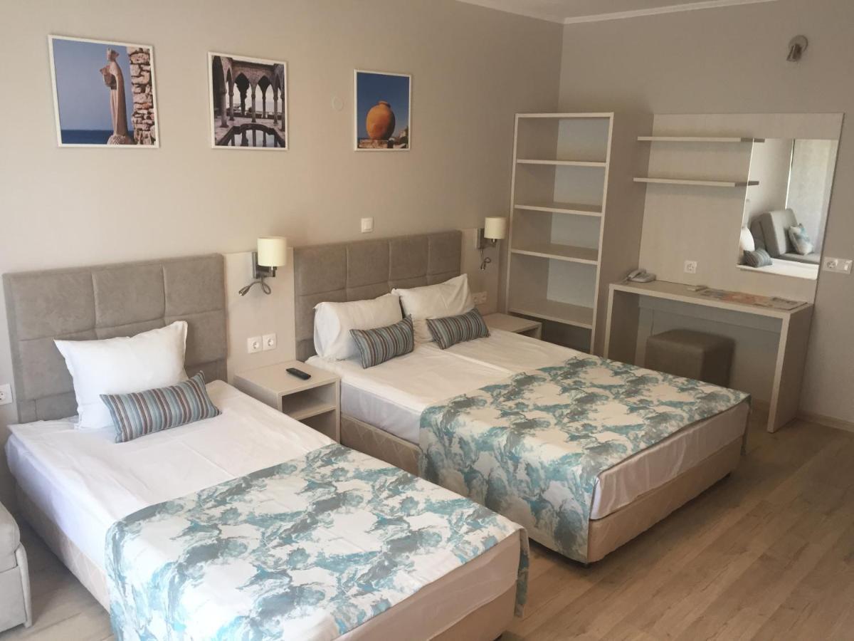 Helios Hotel Balchik Eksteriør billede