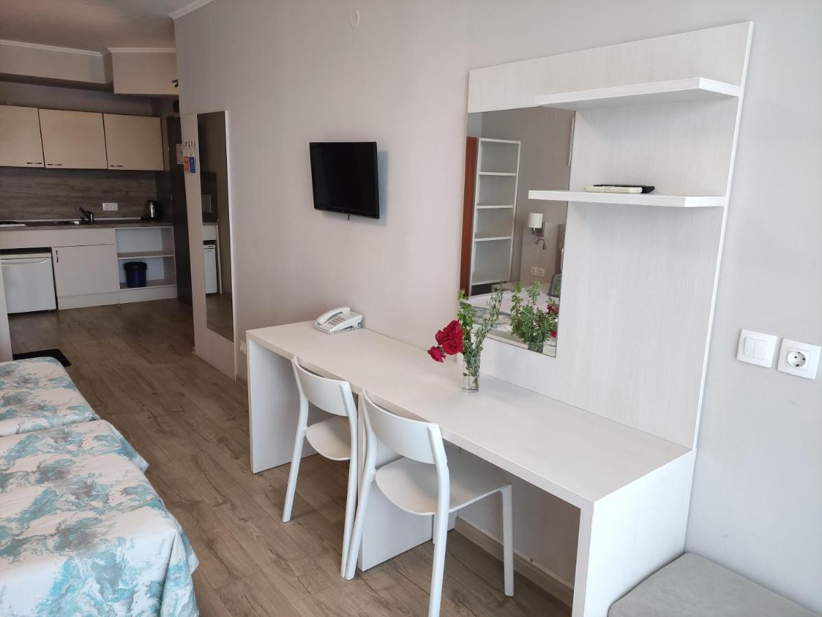 Helios Hotel Balchik Eksteriør billede