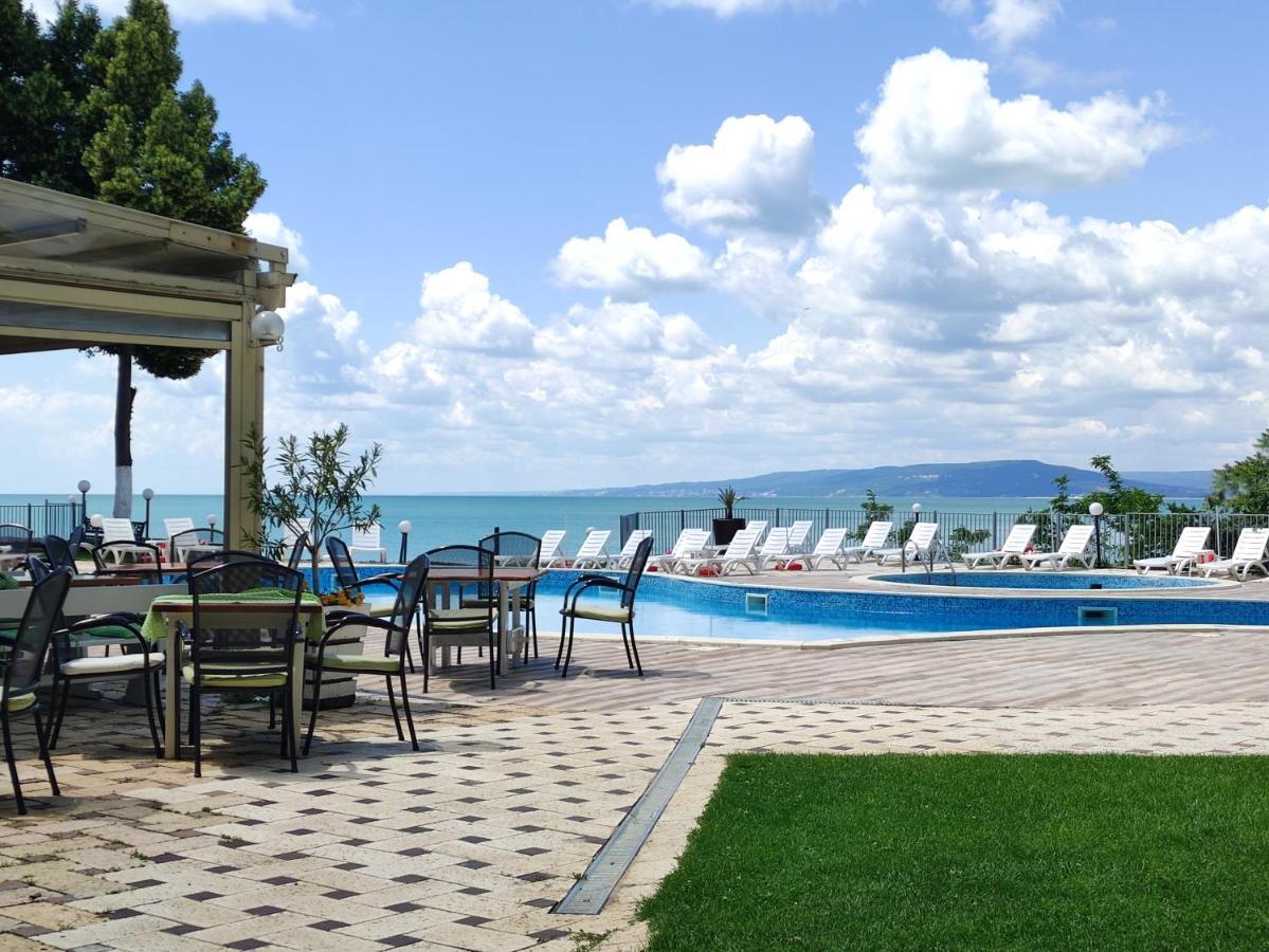 Helios Hotel Balchik Eksteriør billede