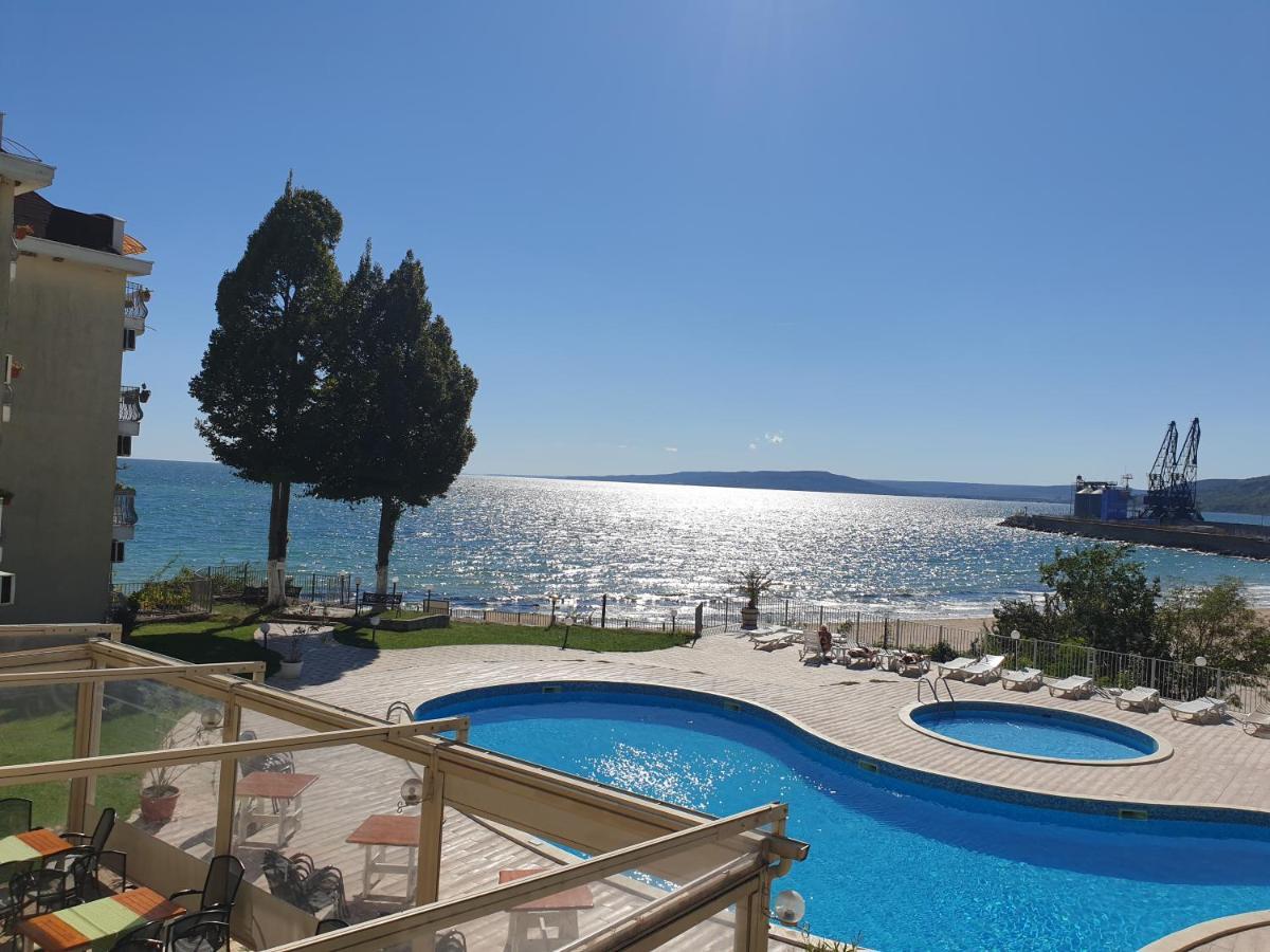 Helios Hotel Balchik Eksteriør billede