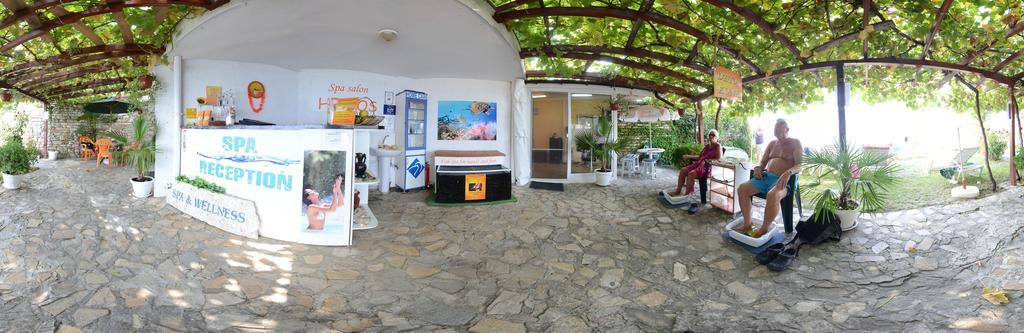 Helios Hotel Balchik Eksteriør billede